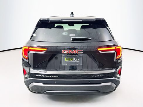 Used 2025 GMC Terrain Elevation image 7
