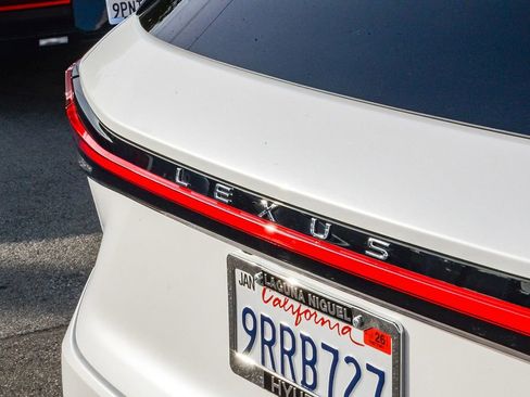 Used 2025 Lexus RX 350 w/ Convenience Package image 8