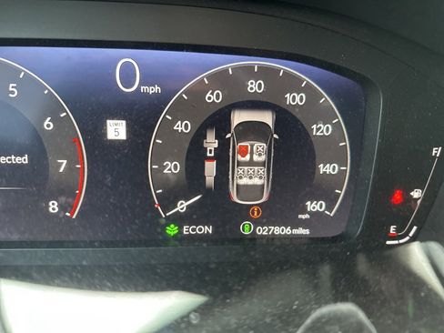 Used 2023 Honda Civic Sport Touring image 11