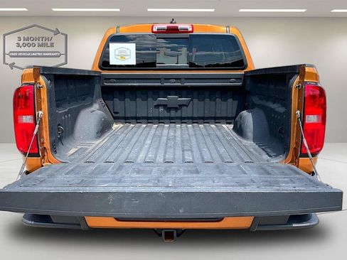Used 2017 Chevrolet Colorado Z71 AWD/4WD image 7