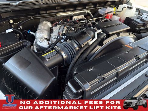 Used 2024 GMC Sierra 2500 AT4 w/ Technology Package AWD/4WD image 17