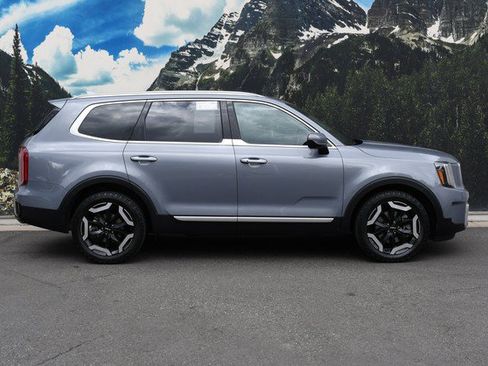 Used 2023 Kia Telluride S w/ S Sunroof Package AWD/4WD image 2