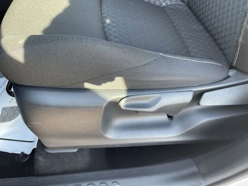 Used 2021 Toyota C-HR LE FWD image 13