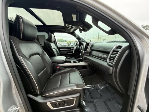 Used 2021 RAM 1500 Laramie AWD/4WD image 29