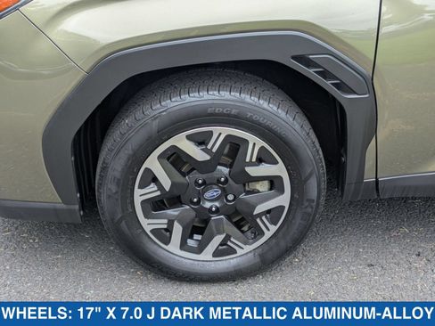 Used 2025 Subaru Forester Premium AWD/4WD image 11