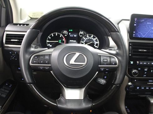 Used 2023 Lexus GX 460 Luxury w/ Sport Design Package image 20