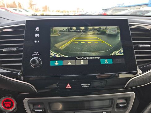 Certified 2019 Honda Passport Touring image 13