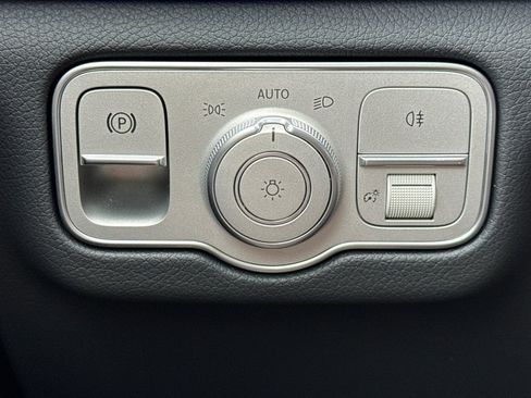 New 2026 Mercedes-Benz GLS 450 4MATIC image 29