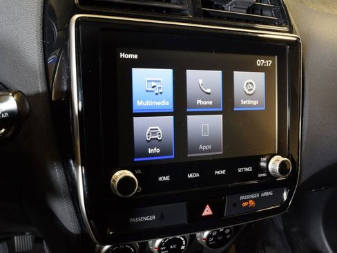 Used 2020 Mitsubishi Outlander Sport SE AWD/4WD image 22
