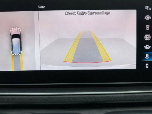 Used 2023 Mercedes-Benz GLS 450 4MATIC image 18