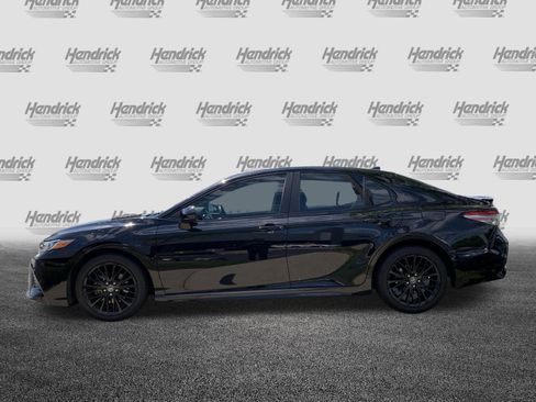 Used 2019 Toyota Camry SE image 7
