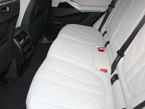 New 2026 BMW X5 xDrive40i w/ Premium Package image 22