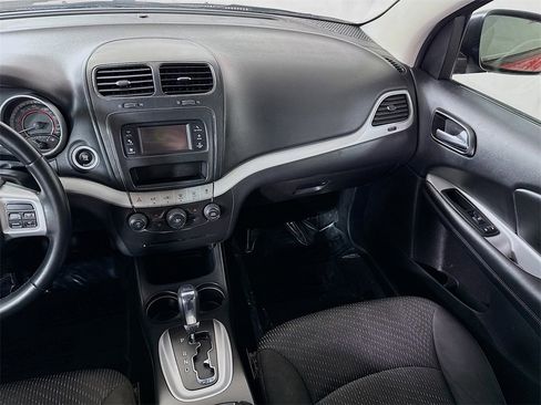 Used 2016 Dodge Journey SXT image 23