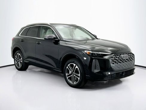 Certified 2025 Audi Q5 Premium w/ Premium Plus AWD/4WD image 4