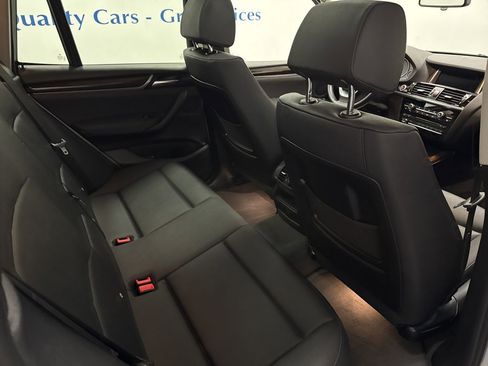 Used 2017 BMW X3 xDrive28i image 12