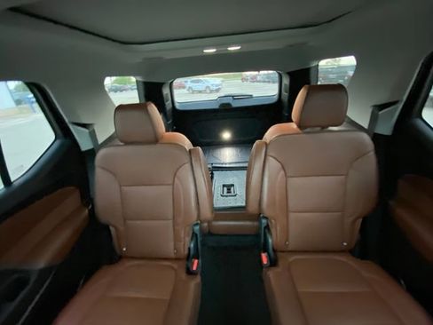 Used 2021 Chevrolet Traverse High Country w/ LPO, Floor Liner Package FWD image 13