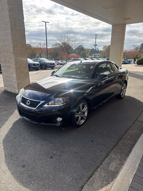 Used 2015 Lexus IS 250C w/ Luxury Package RWD image 3