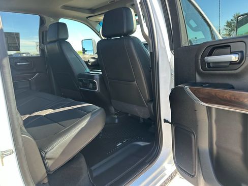 Used 2022 GMC Sierra 3500 SLT w/ SLT Premium Package AWD/4WD image 22
