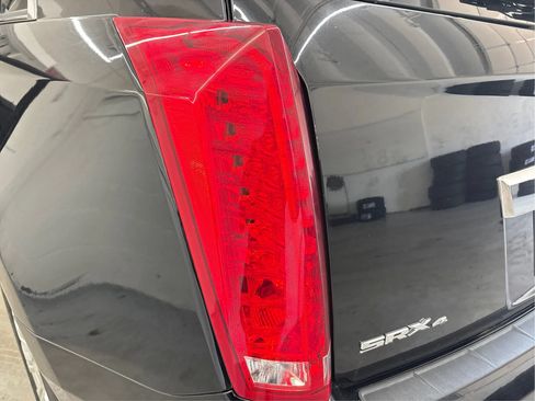 Used 2014 Cadillac SRX Luxury w/ Driver Awareness Package AWD/4WD image 30