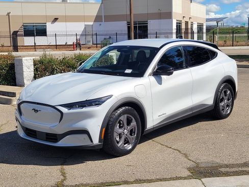 Used 2023 Ford Mustang Mach-E Select w/ Comfort Package Lite image 8