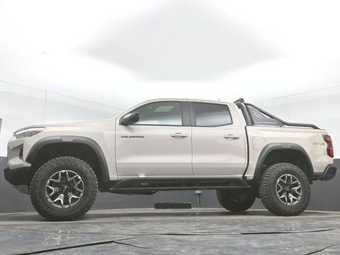 New 2026 Chevrolet Colorado Z71 w/ Midnight Edition AWD/4WD image 43