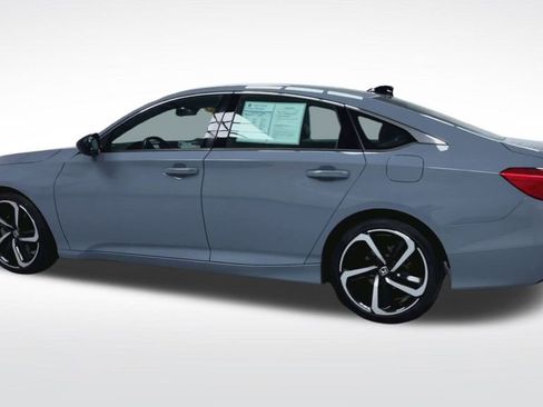Used 2022 Honda Accord Sport image 7