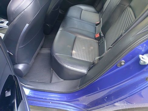 Used 2020 Toyota Corolla XSE FWD image 19