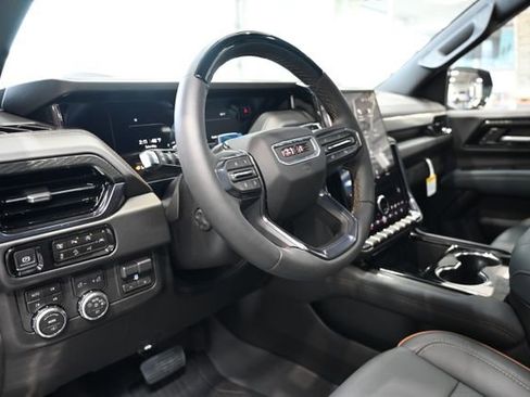 New 2026 GMC Yukon XL AT4 w/ AT4 Premium Plus Package image 26