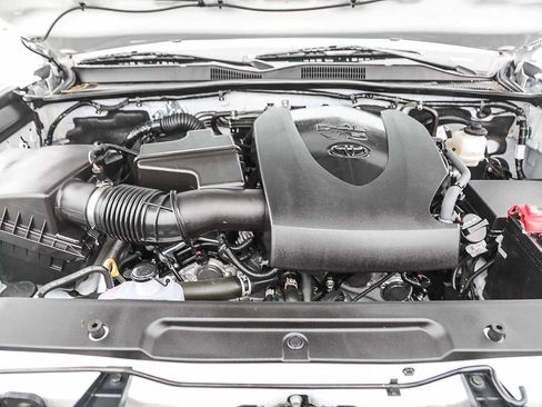 Certified 2023 Toyota Tacoma TRD Off-Road w/ Black Out Package (TMS) image 27