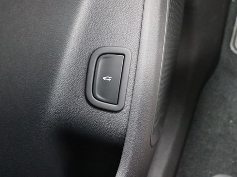 New 2026 Chevrolet Traverse LT AWD/4WD image 8