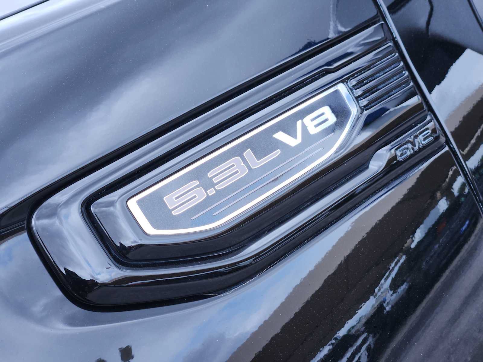 Used 2024 GMC Sierra 1500 Elevation w/ Elevation Premium Package AWD/4WD image 13