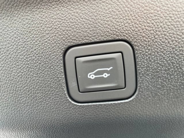 New 2026 GMC Yukon Denali w/ Advanced Technology Package AWD/4WD image 8