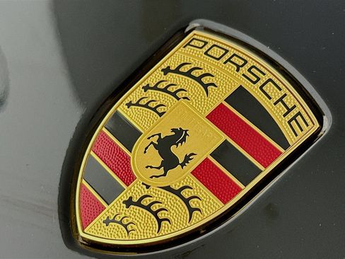 Used 2023 Porsche Macan GTS w/ Premium Package Plus AWD/4WD image 34