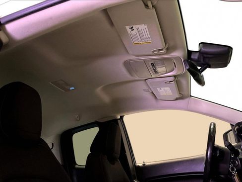 Used 2022 Chevrolet Colorado LT w/ Fleet Safety Package image 27