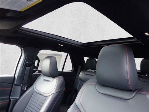 New 2026 Ford Explorer ST-Line image 15