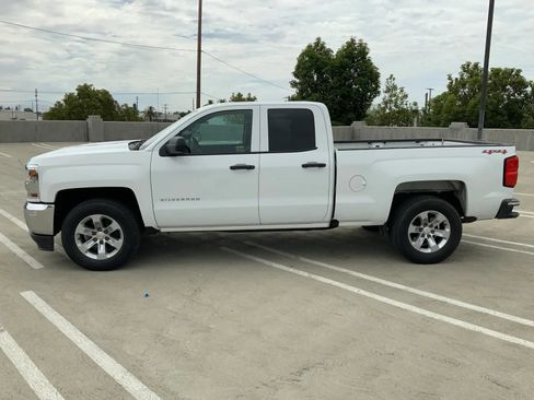 Used 2017 Chevrolet Silverado 1500 W/T w/ WT Convenience Package AWD/4WD image 5