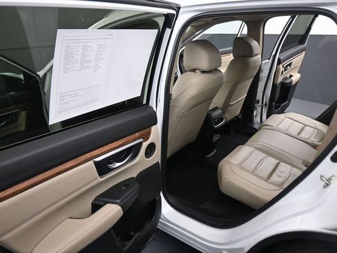 Used 2020 Honda CR-V Touring image 39