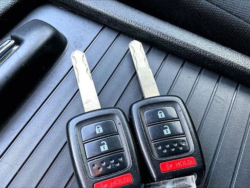 Used 2014 Honda CR-V LX image 15