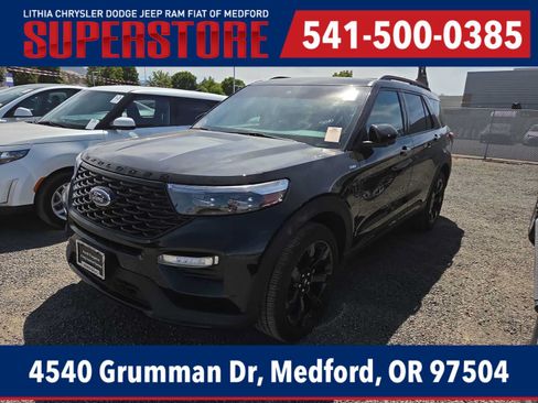 Used 2023 Ford Explorer ST-Line w/ Class IV Trailer Tow Package AWD/4WD image 1