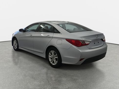 Used 2014 Hyundai Sonata GLS image 7