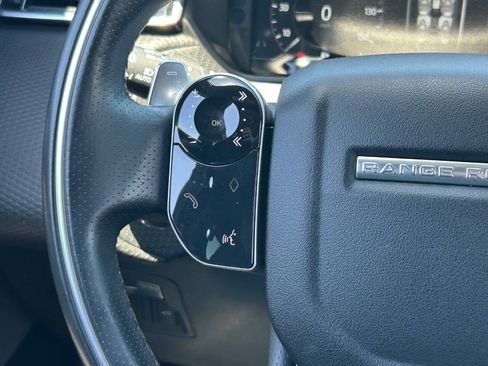 Used 2018 Land Rover Range Rover Velar R-Dynamic SE AWD/4WD image 21