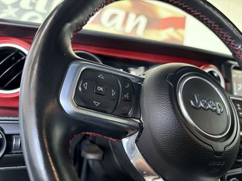 Used 2021 Jeep Gladiator Rubicon image 30