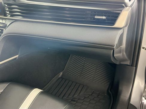 Used 2026 Toyota Camry SE FWD image 34