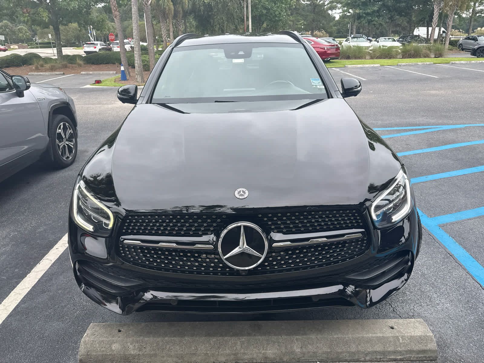 Used 2022 Mercedes-Benz GLC 300 image 2