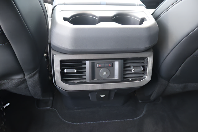 Used 2026 Ford F250 Platinum AWD/4WD image 39