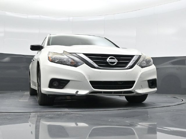 Used 2017 Nissan Altima 2.5 SR w/ Midnight Edition Package FWD image 54