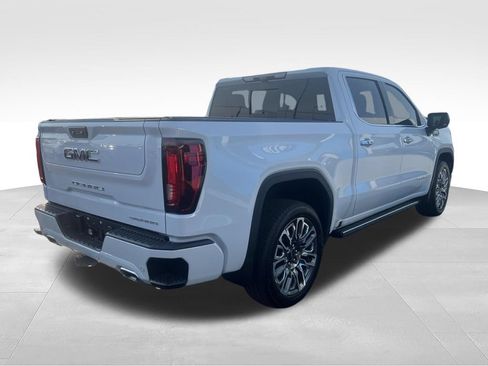 Used 2026 GMC Sierra 1500 Denali Ultimate AWD/4WD image 8