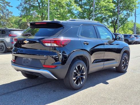 Used 2023 Chevrolet TrailBlazer LT w/ Convenience Package AWD/4WD image 5