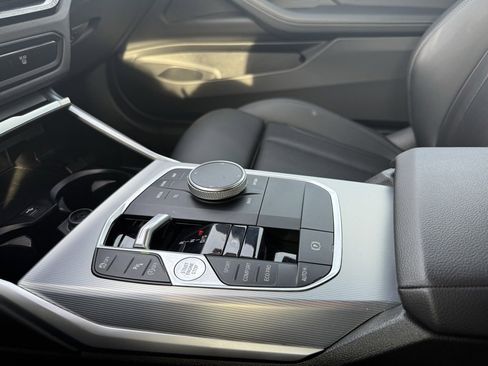 Used 2024 BMW 430i xDrive Coupe w/ Premium Package image 19