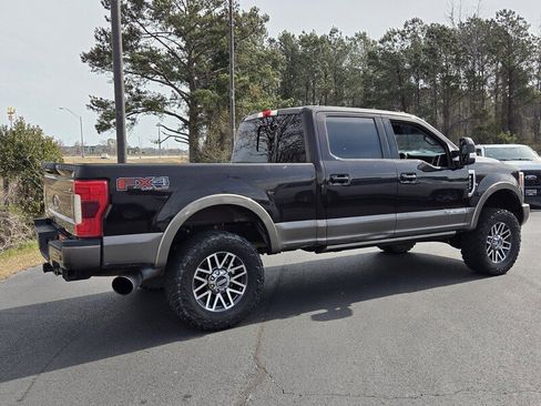 Used 2019 Ford F250 Lariat w/ Lariat Ultimate Package image 8